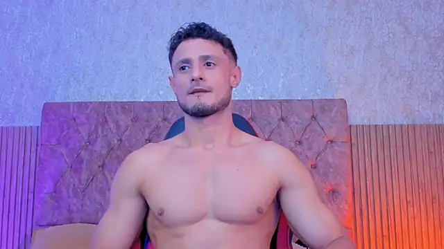 Adonys_Lewis_ webcam