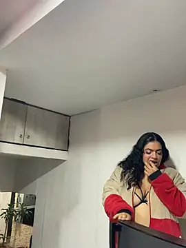 ambar85 - Ambar85's free webcam - UK Sex Cams