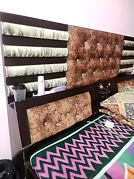 Webcam Model (meenu_bhabhi547) is live