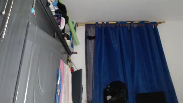 adrixxx38 - Adrixxx38's free webcam - UK Sex Cams