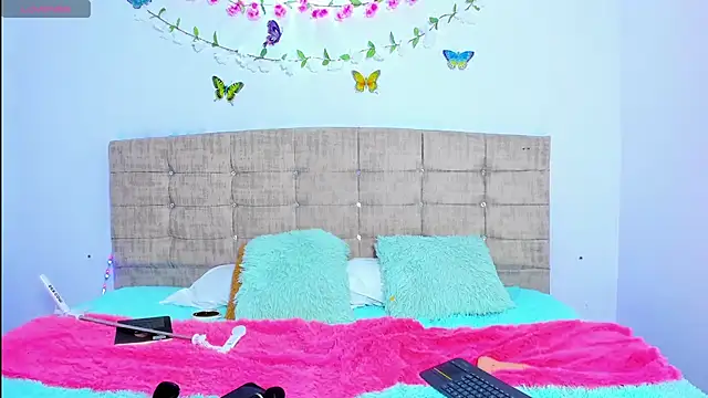 Catherine_summer1 webcam