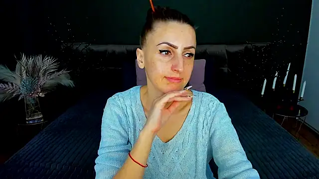 rebecca_diamond - Rebecca_Diamond's free webcam - UK Sex Cams