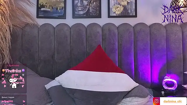 Dark_nina_ webcam