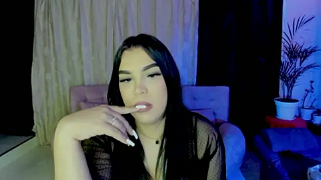 linda_zaam83866 webcam