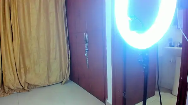 bad_queen22 - Bad_queen22's free webcam - UK Sex Cams