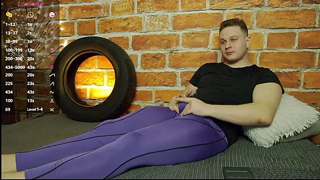 charlie_smiley webcam