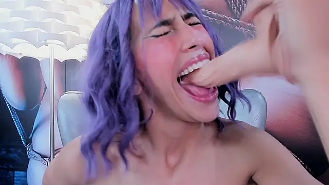 miss___taylor - Miss___taylor's free webcam - UK Sex Cams