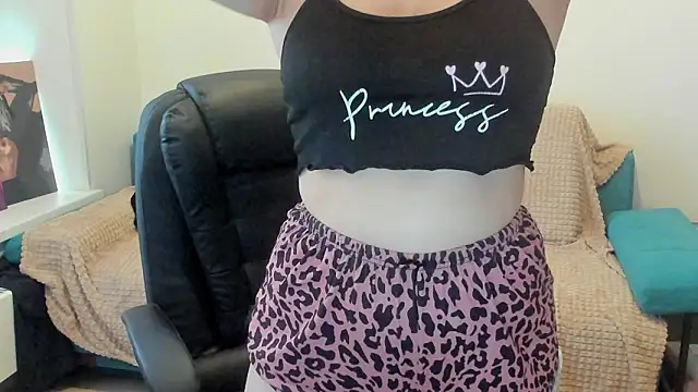 mia_shy1 (F young) - play pussy