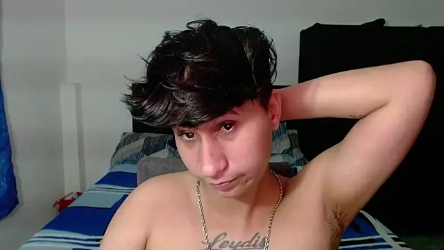 im_milan_rs (F young) - 😈finger in pussy😈