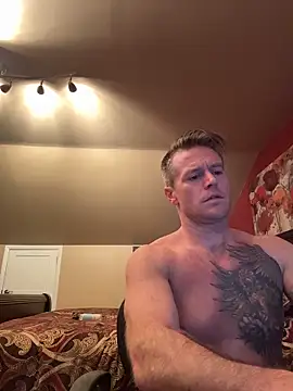 dilfiguess1 (Ask my age) - Naked/Shower