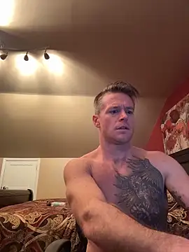 dilfiguess1 (Ask my age) - Naked/Shower