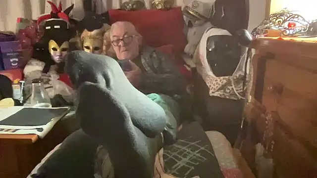 EroticVenetian webcam