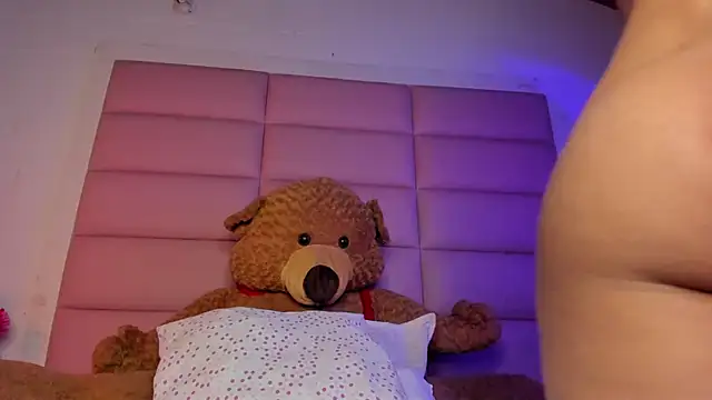 little-emma (F young) - My favorite vibe 🙌🍆