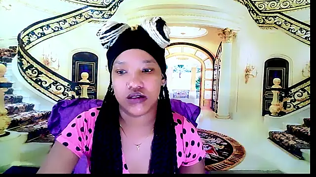 EroticSexyPrada webcam