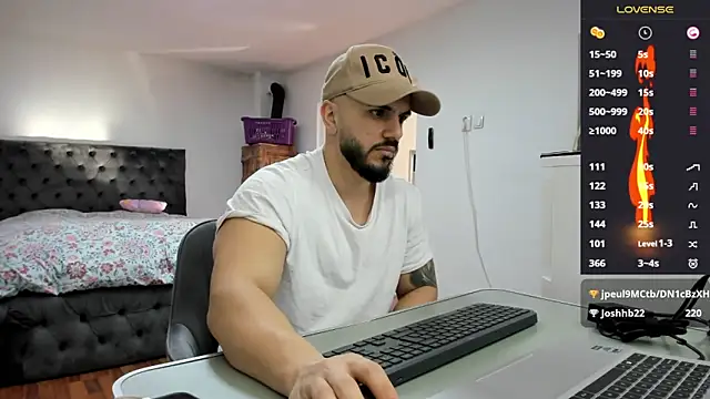 supermanboy94 webcam