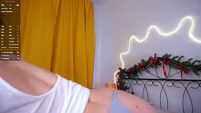 VeronaCritchlow webcam