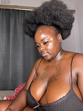 Webcam Model (Honeycoco0211)  is live.Free join now!