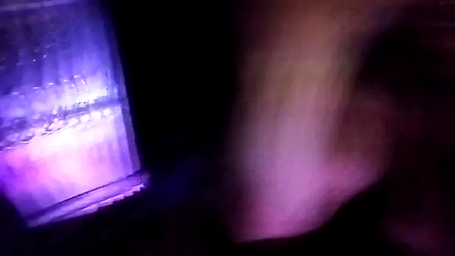 bulbasaurismettv - BulbasaurIsmettv's free webcam - UK Sex Cams