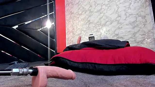 IVISBOUNCYASS webcam