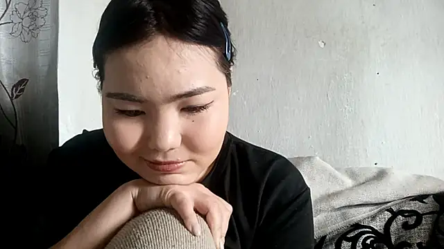 MollyAsian webcam