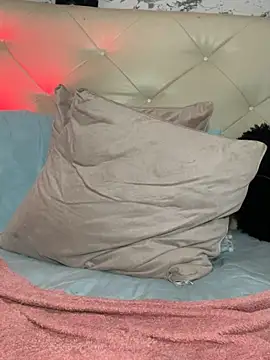 lili__taylor (F milf) - 🍑whip ass 🍑