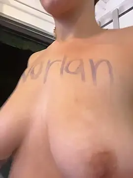 amberangelxxx (F teen) - CREAMY PUSSY