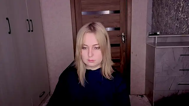 Kristy-Max webcam