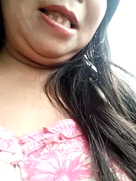 lusy-00 - Lusy-00's free webcam - UK Sex Cams