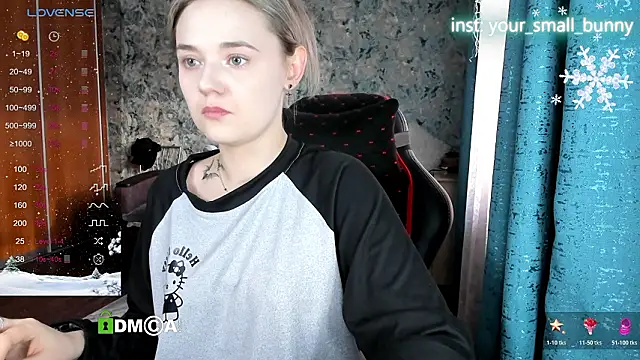 Your_small_bunny webcam