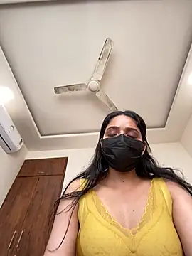 Webcam Model (somya_girl)  is live.Free join now!