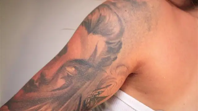 ashleyvalirya webcam