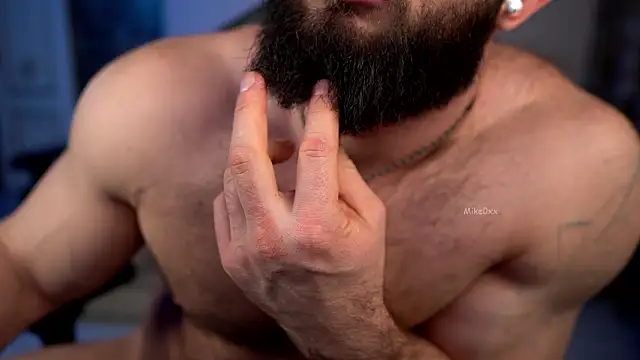 mike0xx (M young) - First cum today