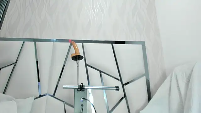 _aurora18_ (F teen) - Don't stop, make it drip