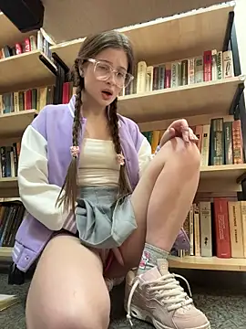 mmelicious (F teen) - sit on your face (not panty)