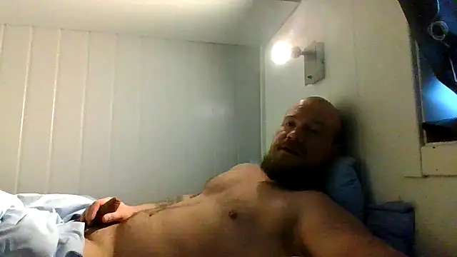 real_viking (Ask my age) - dick out