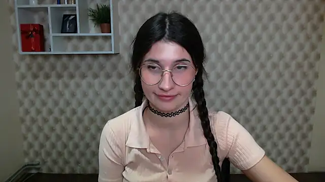 MaryEm976 webcam