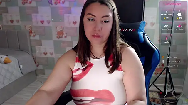 korolek12 - Korolek12's free webcam - UK Sex Cams