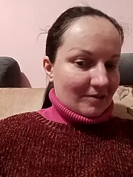 BustyLadyAlma webcam