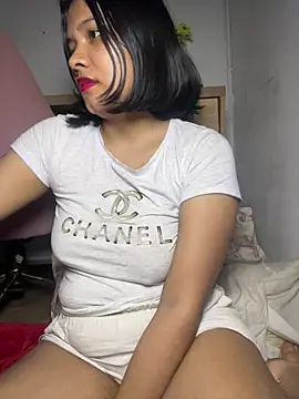 lovedforeverr webcam