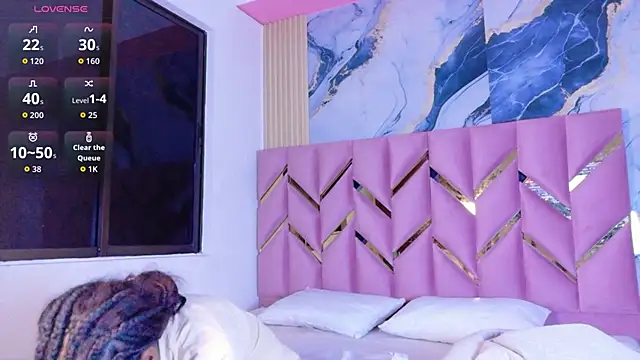 petitelittleebony (F young) - Massive Squirt