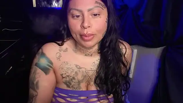 chicanachic13 (F young) - shake titties