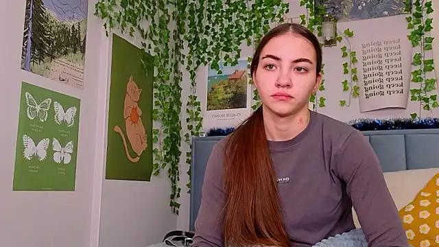 fit_brunette_ - Fit_Brunette_'s free webcam - UK Sex Cams