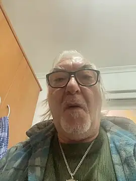 EroticVenetian webcam