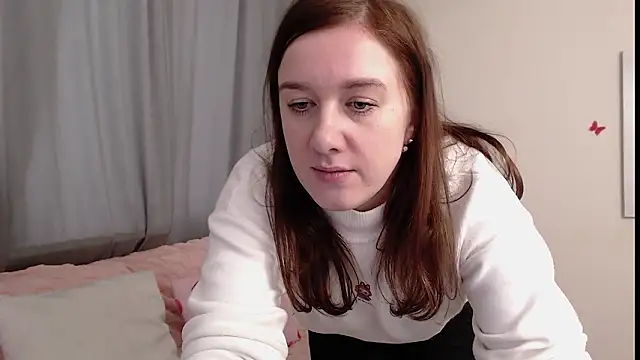 marthasimons (F young) - naked in 5 min