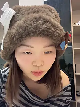 dmg-41 (F teen) - 淋半杯水