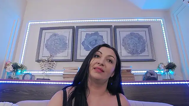 bustyeva_ (F young) - ✨Oil boobs tease