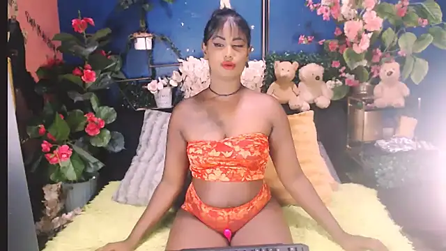 Littleindianmilf webcam