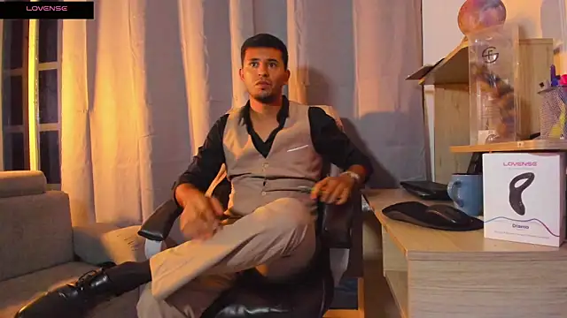 Hideintheoffice webcam