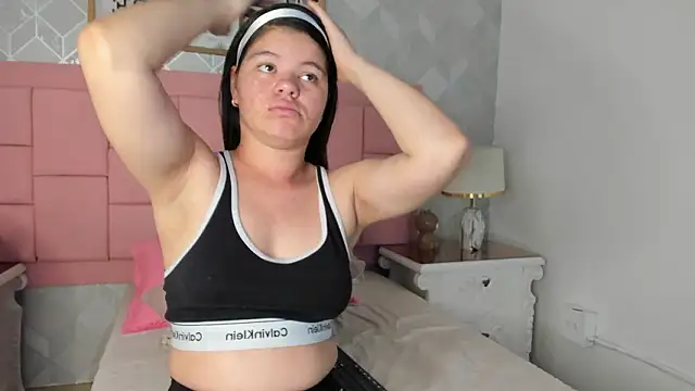 mary_joseph (F teen) - Pinch Nipples