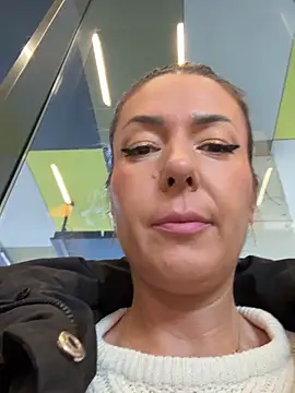 eveangelll (F milf) - Squirt in cabin supermarket (pvt is open